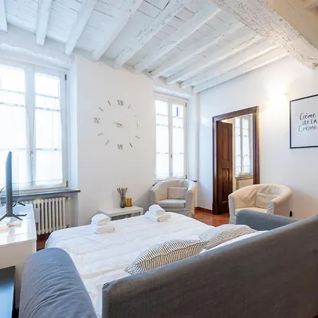 Apartman Guesthost - Piazza San Bartolomeo Bright&comfy X4